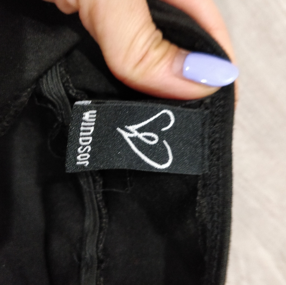 Windsor LBD - Picture 10 of 13